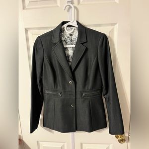 Women’s dark grey Tahari blazer